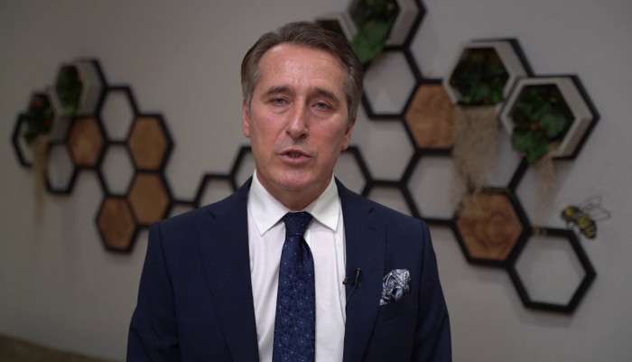 prof dr ömer bender,ömer bender,meme kanseri,memede kitle,memede beze